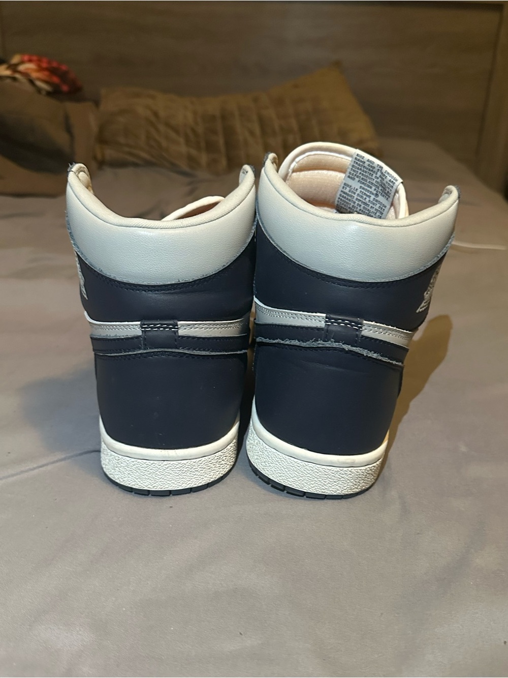 Jordan 1 George Town - Picture 3 of 5